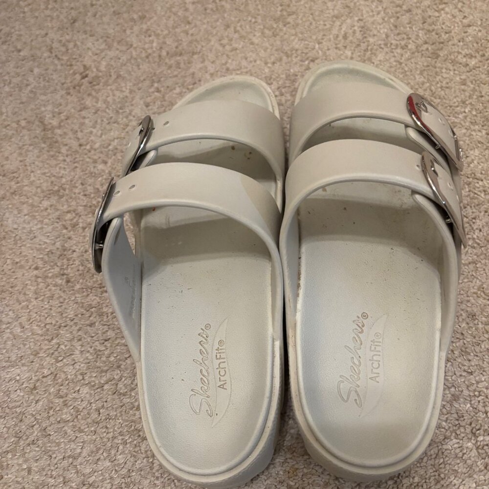 Skechers Arch Fit Slide Sandals Women’s – White Double Buckle Comfort Slides